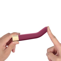 ROUGE A LEVRES PRUNE "DELIGHT ME" DE "LOVE TO LOVE"
